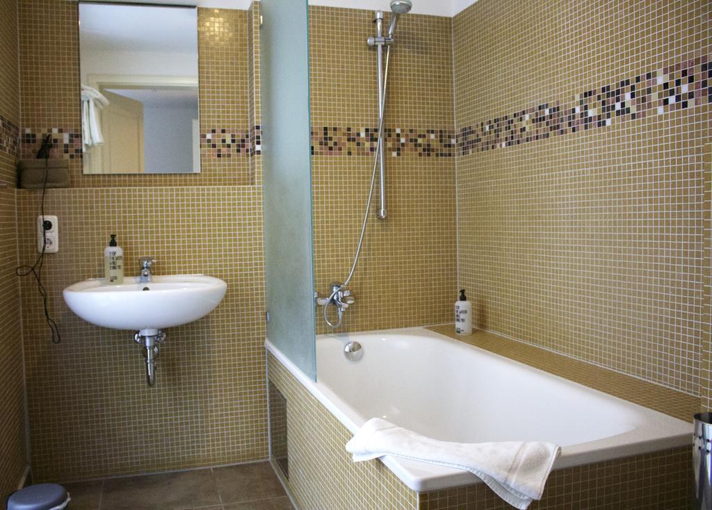 Schlaflounge Hotel Hamburg Ngoại thất bức ảnh